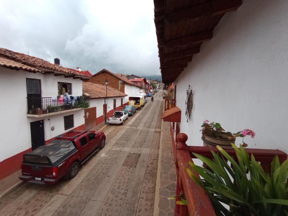 La Casa De Doña Emma Villa Mazamitla Exterior foto